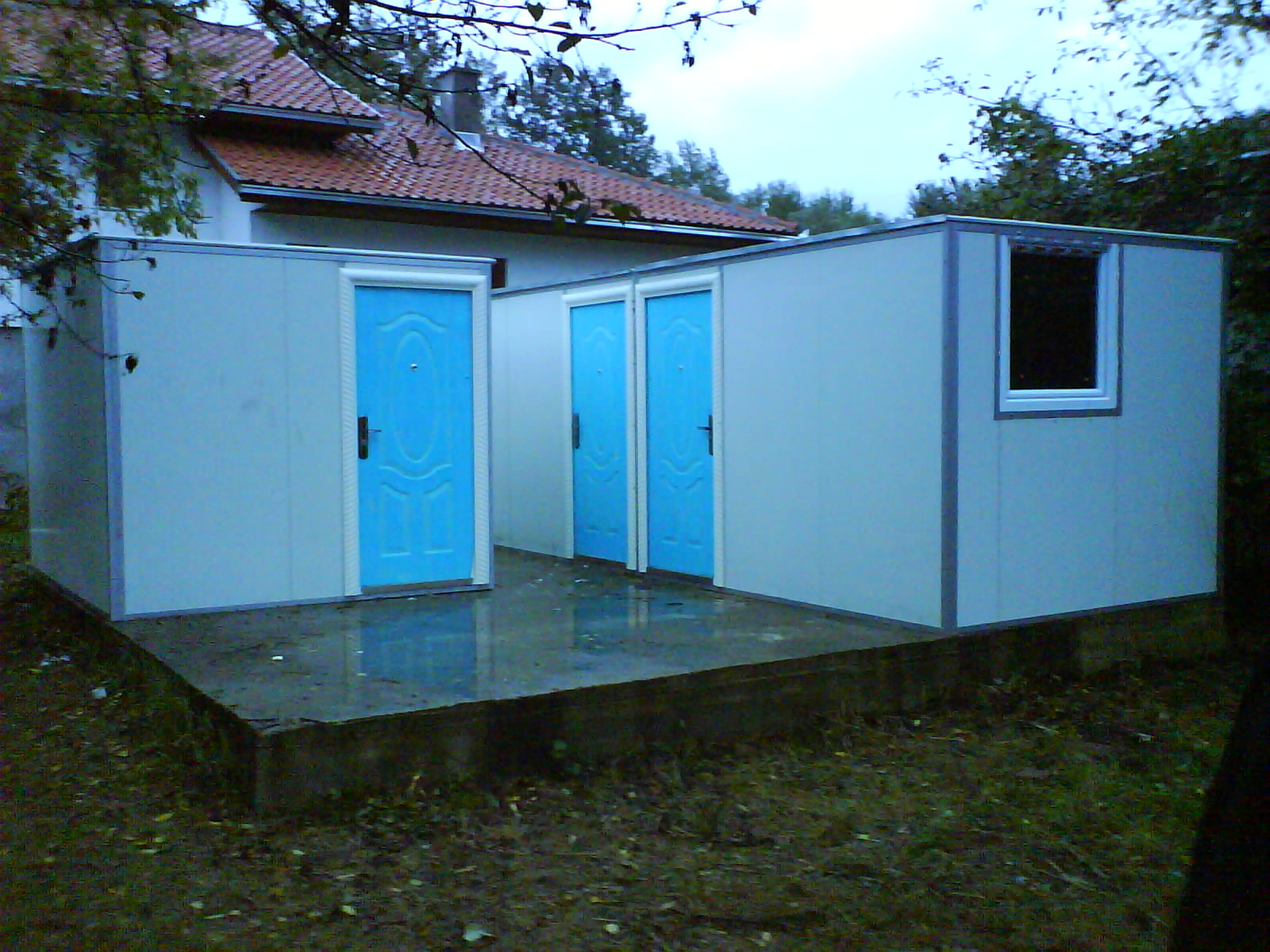 Kontejneri